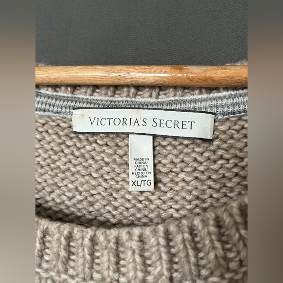 Victoria's Secret XL Wool Blend Multicolor Chevron Tunic Sweater - Picture 6 of 7